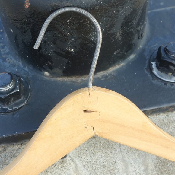 Vintage Chateau Frontenac Wood Hanger - Picture 6 of 11